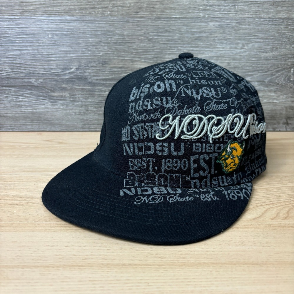 North Dakota State‎ University Hat Cap Fitted Black One Size Flex Graffiti Y2K